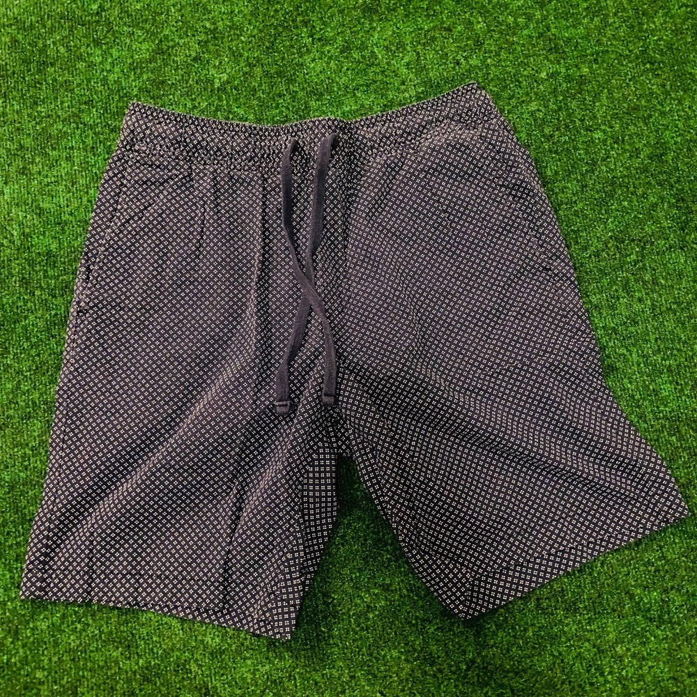 Shorts - Picture 11 of 13